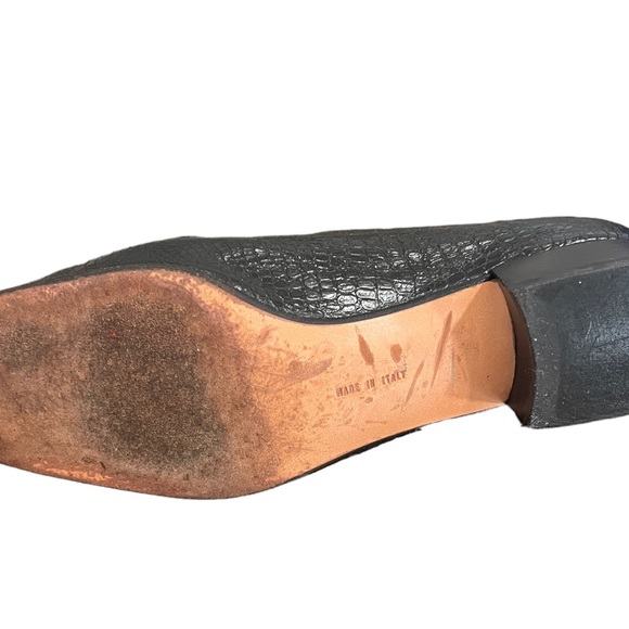 Salvatore Ferragamo womens leather loafers with block heel size 7.5 gold/black - Picture 7 of 7